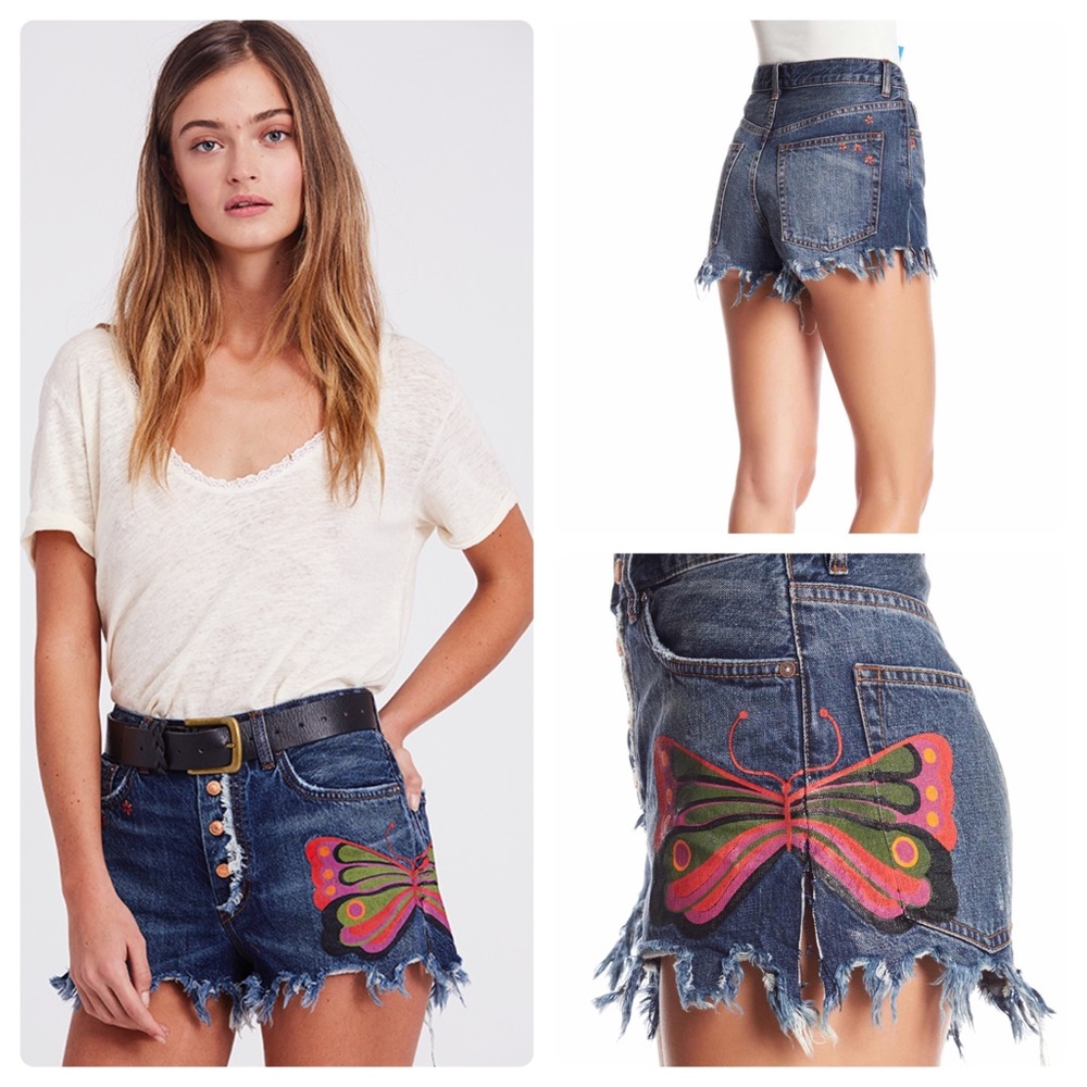 Free People FIELDS OF SUN DARK DENIM FRAYED PAINTED SHORTS 26 NWT